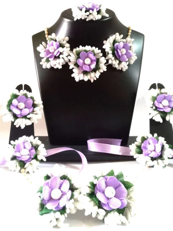 Wedding Necklaces for Brides-Kavya's Kreation Flower Necklace Set for Haldi Ceremony / Baby Shower