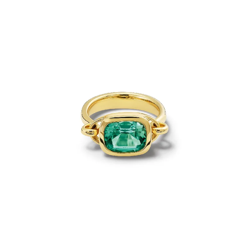 Rose Gold Solitaire Rings-Baguette Ring 18ct Yellow Gold - Mint Tourmaline