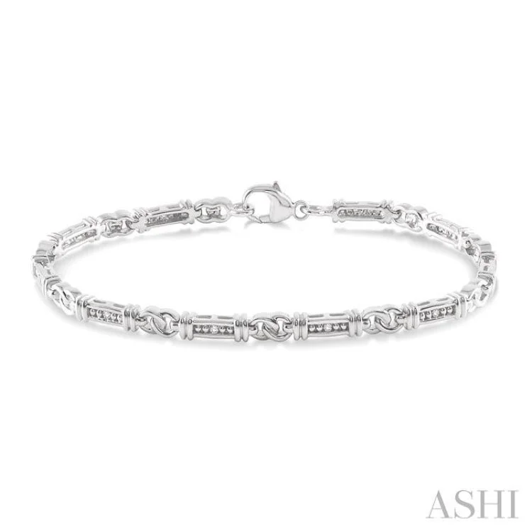 Classic Pearl Bracelets-1/10 Ctw Knot Shape Single Cut Diamond Link Bracelet in Sterling Silver