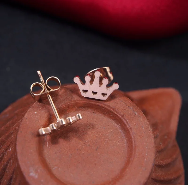 Bridal Earrings for Bridesmaids-Tarohi Jewels Stainless Steel Rosegold Plated Crown Shaped Stud Earring-STNER 2711