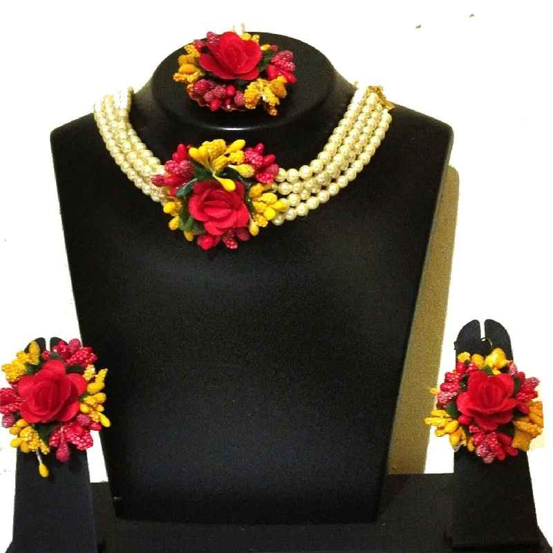 Trendy Necklaces for Teens-Kavyas Kreation Flower Necklace Set for Haldi Ceremony / Baby Shower