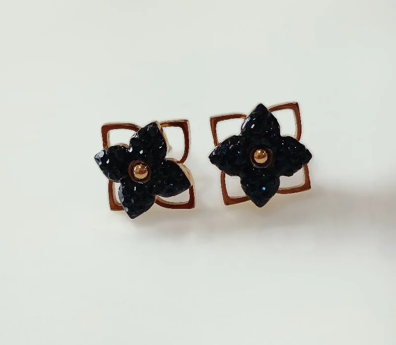 Ethnic Silver Earrings-Tarohi JewelsStainless Steel Rosegold Plated Floral Stud Earring-STNER 2564