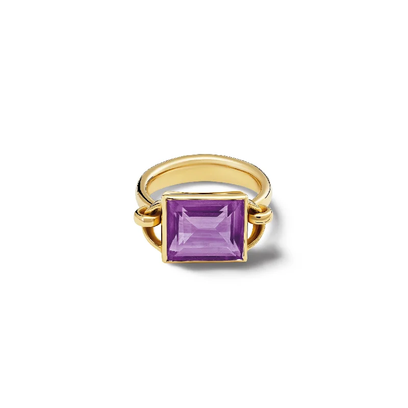 Classic Engagement Rings for Women-Baguette Ring Yellow Gold - Amethyst