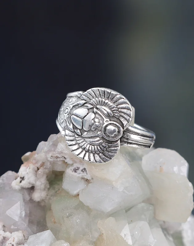 Unique Vintage Wedding Rings-Scarab Ring, Size 8, (1pc)