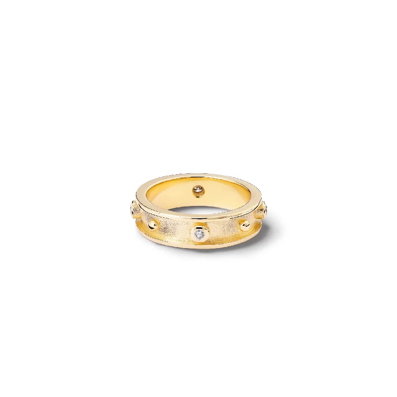 Simple Gemstone Rings-Decimus Ring Yellow Gold - Diamond