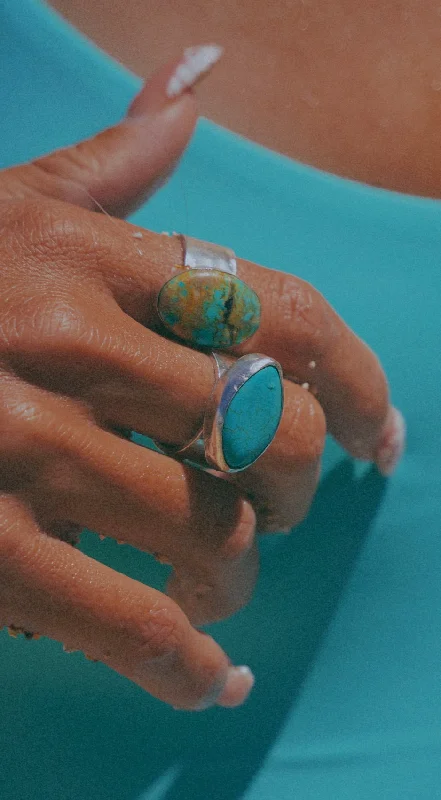 Vintage Gemstone Rings-Turquoise Thick Hammered Band, Sterling Silver