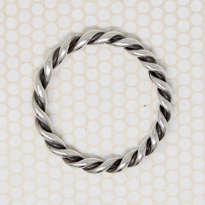 Trendy Leather Bangles-Victorian Sterling Silver Twist Bangle