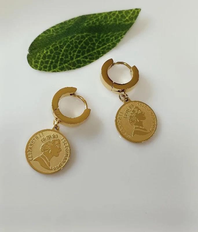 Bold Red Earrings-Tarohi JewelsStainless Steel Silver/Gold Plated Queen Elizabeth Portrait Coin Drop Earring-STNER 2569