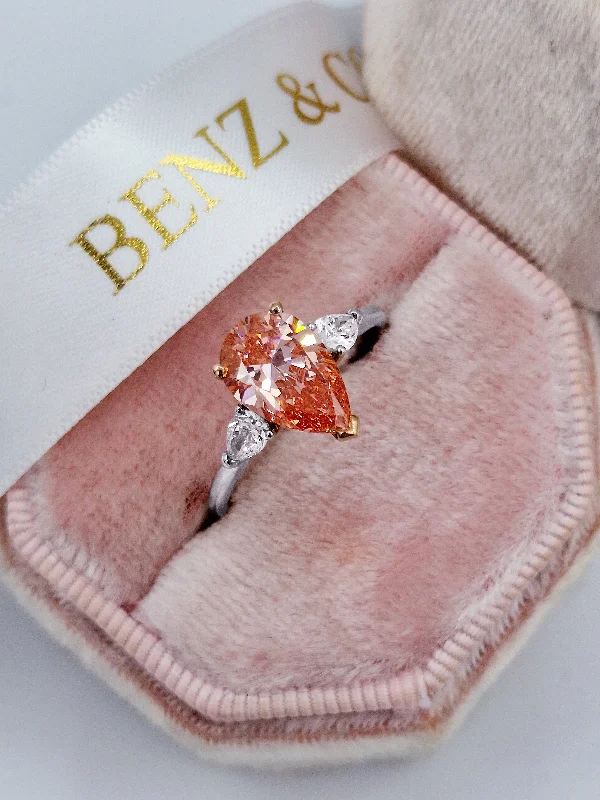 Elegant Rose Gold Rings-2.31 Carats Lab Grown Fancy Vivid Pink Pear Shaped with Pear Side Stones Diamond Engagement Ring (Copy)