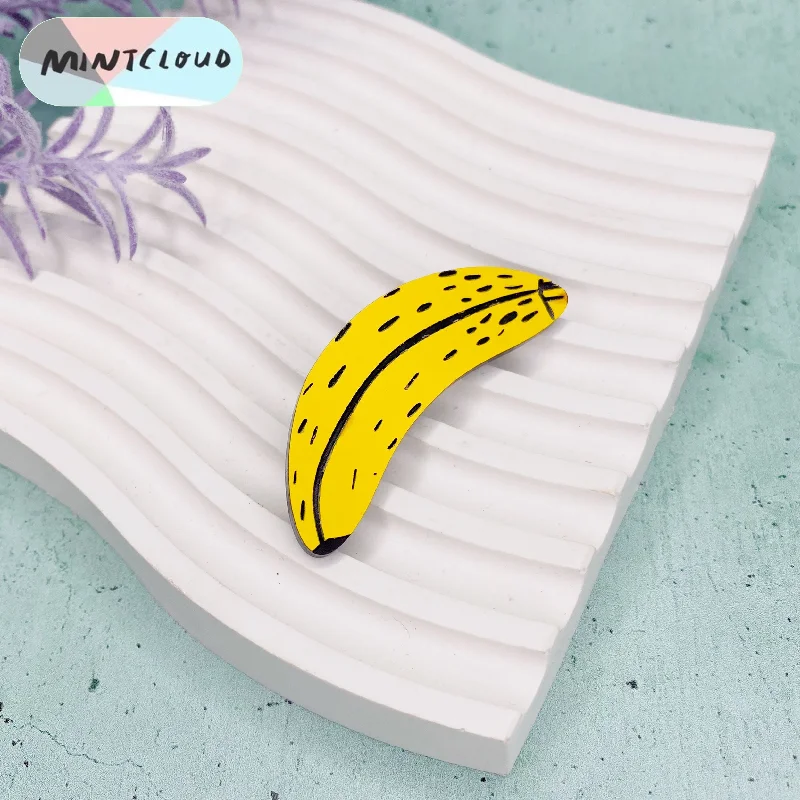 Elegant Leaf Brooch-Mintcloud Brooch - Banana